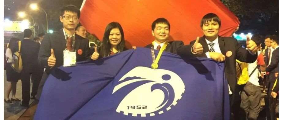 冠军来访｜杭州技师学院世界技能大赛冠军杨金龙一行，亲临鸿富技加！