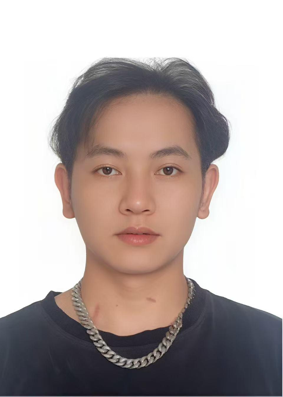 王*